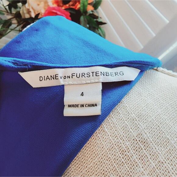 DIANE VON FURSTENBURG BLUE PEPLUM DRESS SIZE 4 - Picture 3 of 7